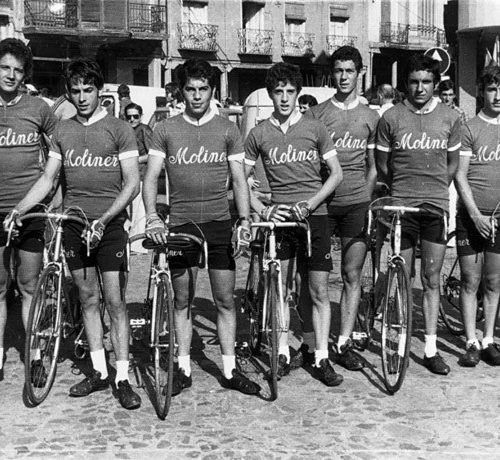 Salida en  carrera de La Bañeza (León) para juveniles – 1976
