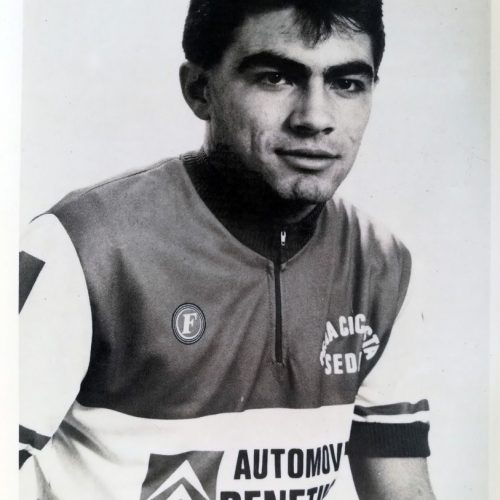 Equipo Automóviles Benetússer de la categoría cadete de la Peña Ciclista Sedaví – 1987