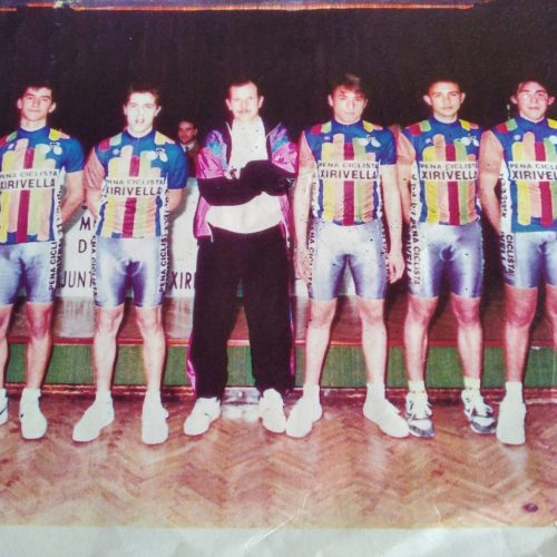 Foto del equipo juvenil de 2°año de la Peña ciclista XIRIVELLA (Valencia) – 1992