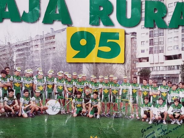Presentación del equipo Caja Rural Navarra de aficionados y juveniles – 1995