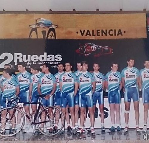 Presentación equipo 2 Ruedas – Sodexo  de categoría amateur (Valencia) – 1995