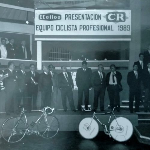 Presentación del equipo profesional Colchones CR en Xàtiva (Valencia) de 1989